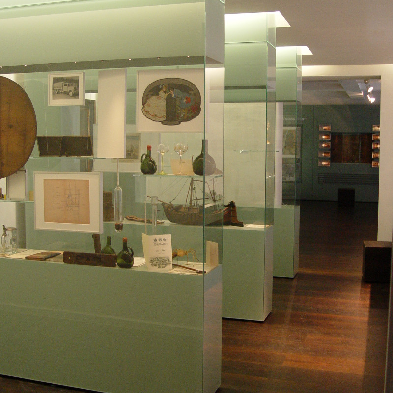 Ausstellungsvitrinen